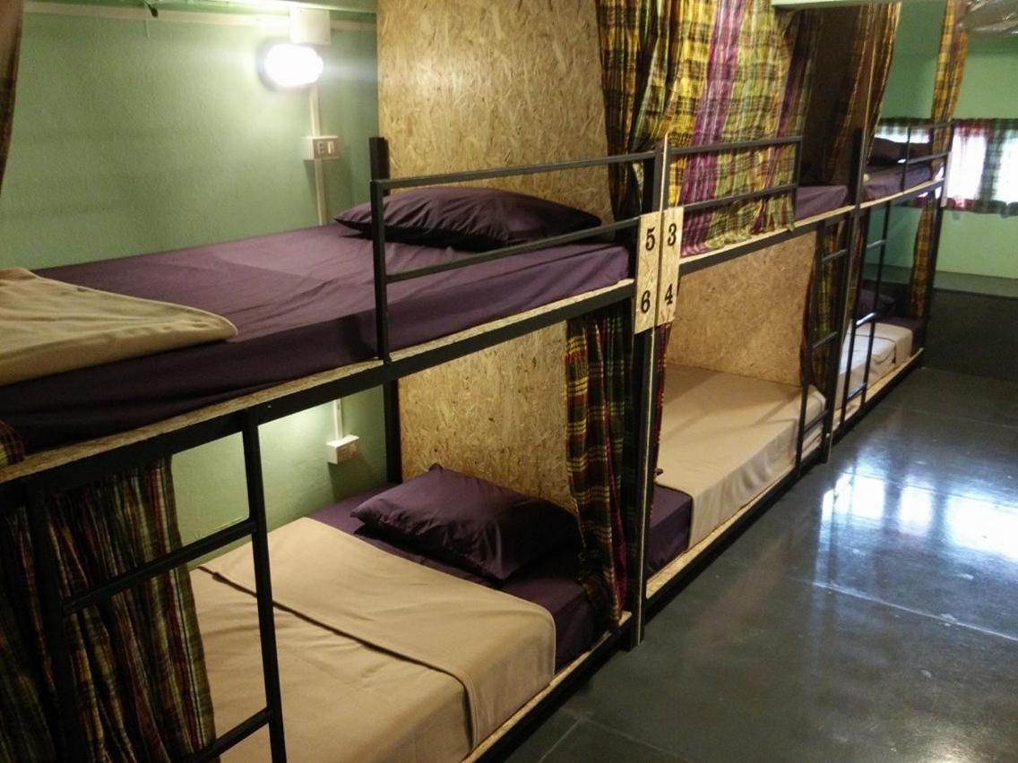 J Giant Hostel Chiang Mai Zewnętrze zdjęcie