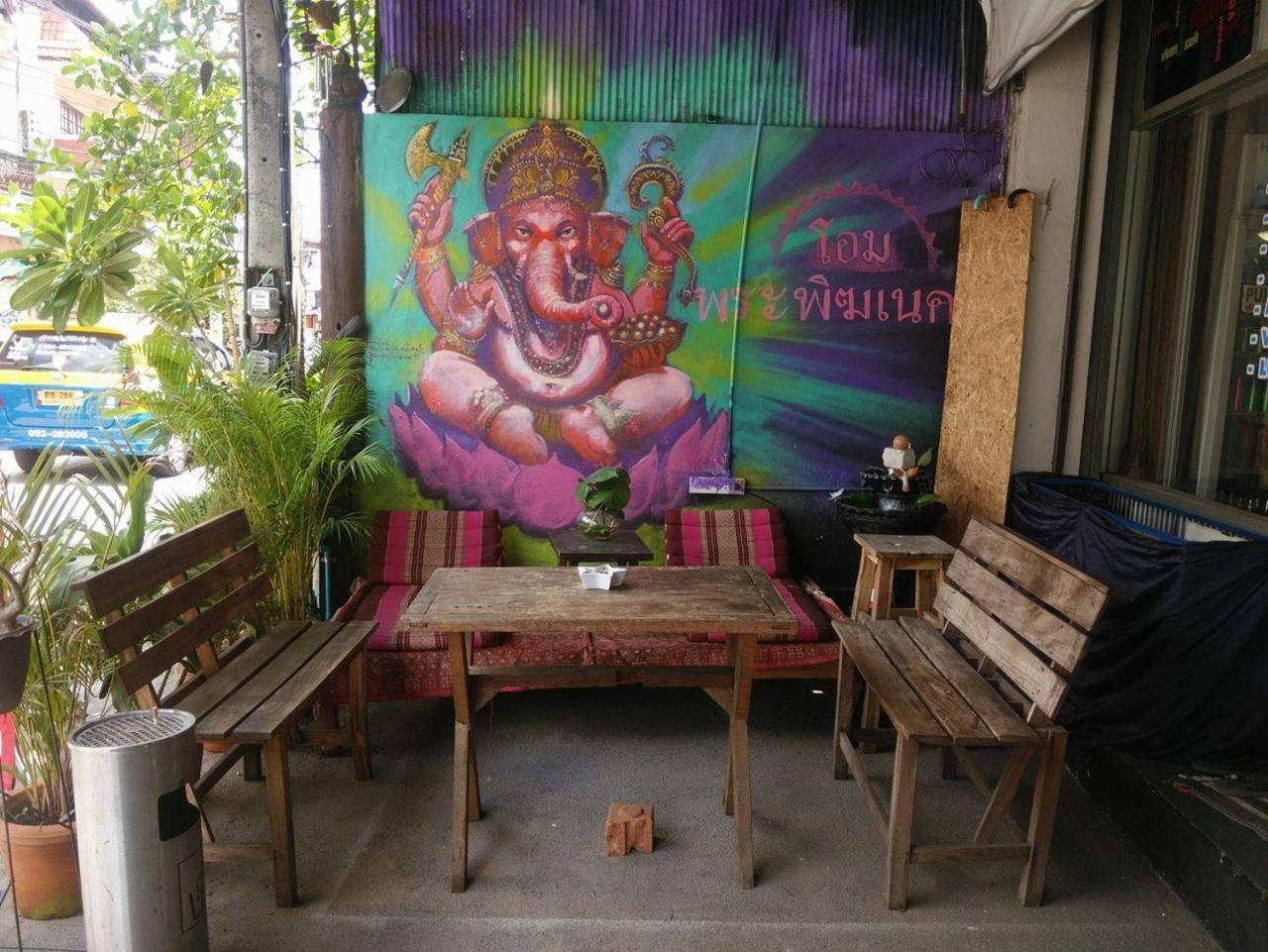J Giant Hostel Chiang Mai Zewnętrze zdjęcie
