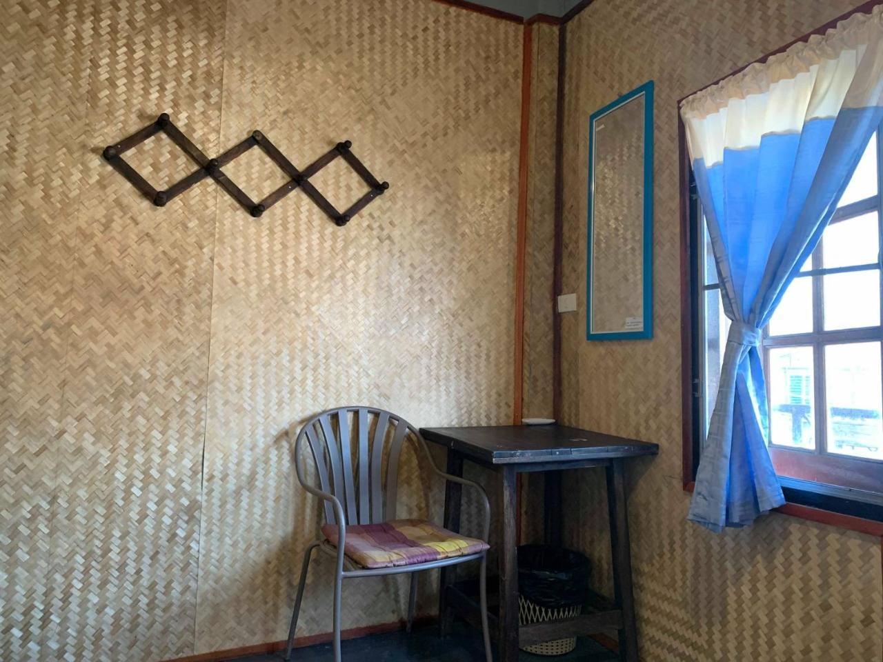 J Giant Hostel Chiang Mai Zewnętrze zdjęcie